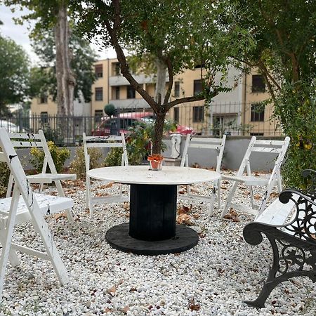 L'Oasi Del Cervo Apartamento Florença Exterior foto